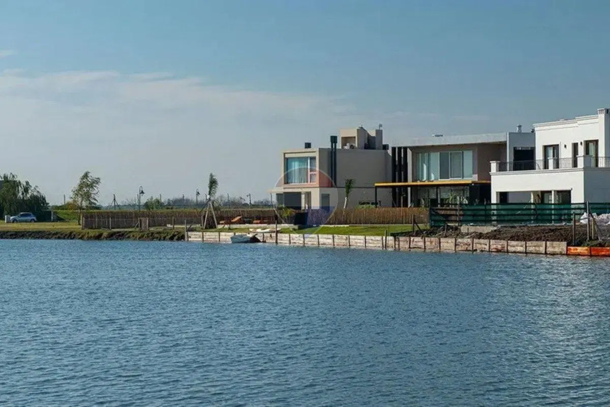 VENTA LOTE Magallanes Barrio cerrado 4