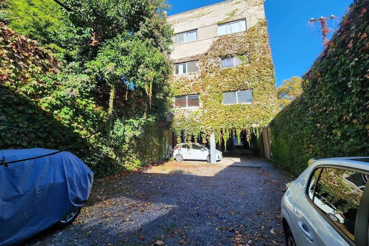 VENTA DEPTO 2 AMB C/ COCHERA EN QUILMES 3
