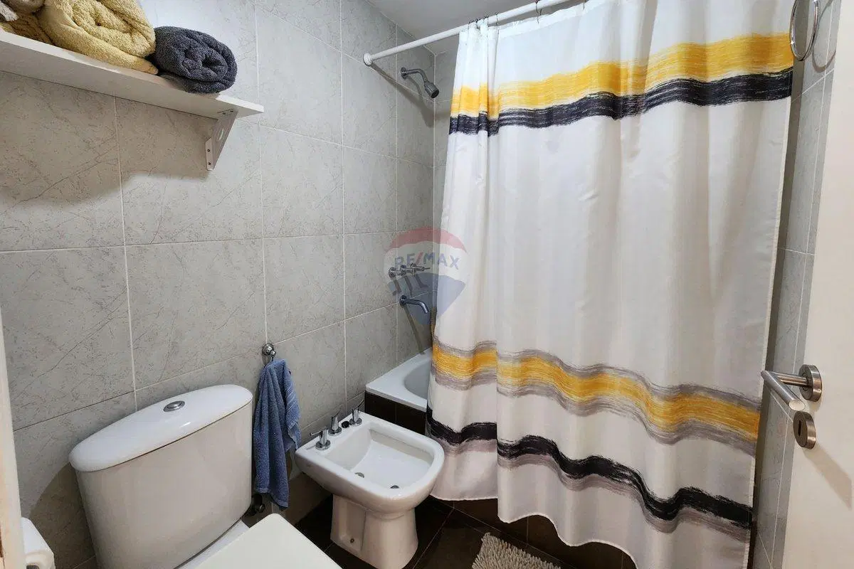 VENTA DEPTO 2 AMB C/ COCHERA EN QUILMES 5