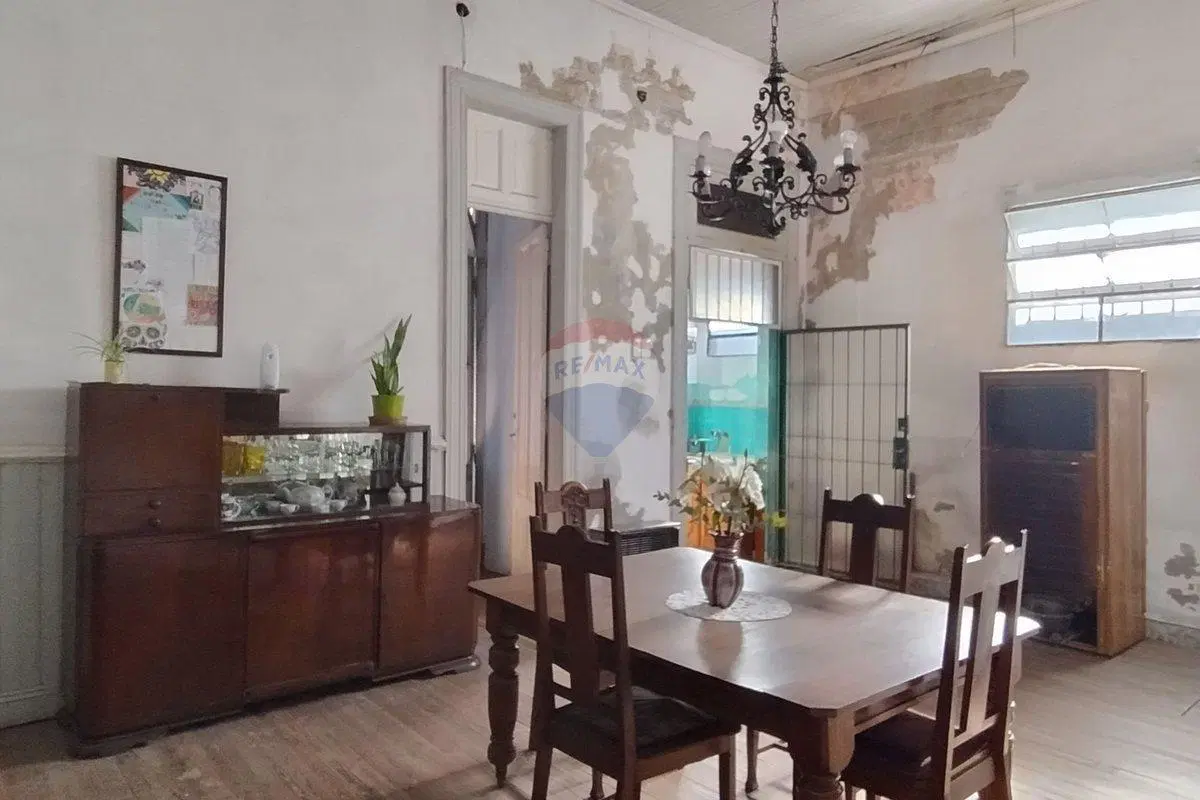 CASA 6 AMB SOBRE GRAN LOTE BERNAL CERCA ESTACION 5