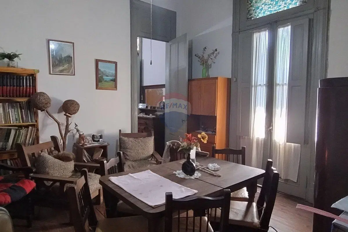 CASA 6 AMB SOBRE GRAN LOTE BERNAL CERCA ESTACION 2