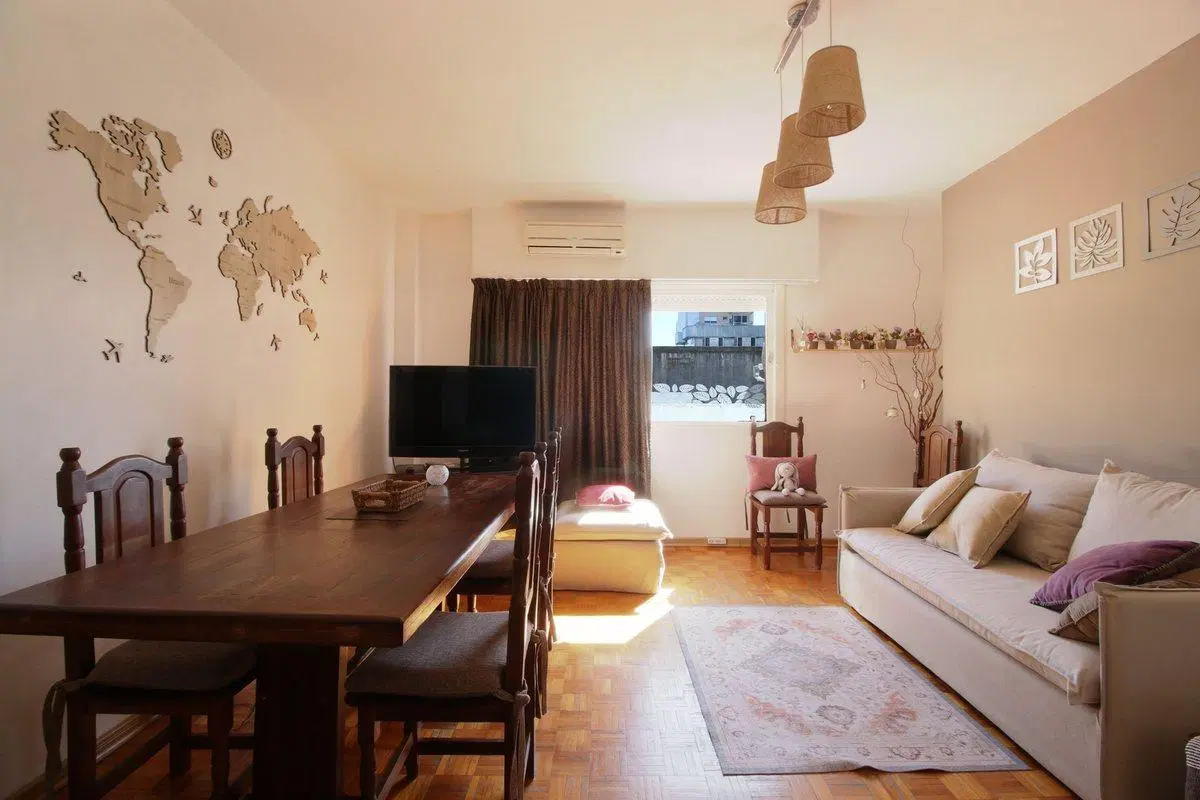 DEPARTAMENTO DE 3 AMBIENTES Y MEDIO VENTA FLORES 3
