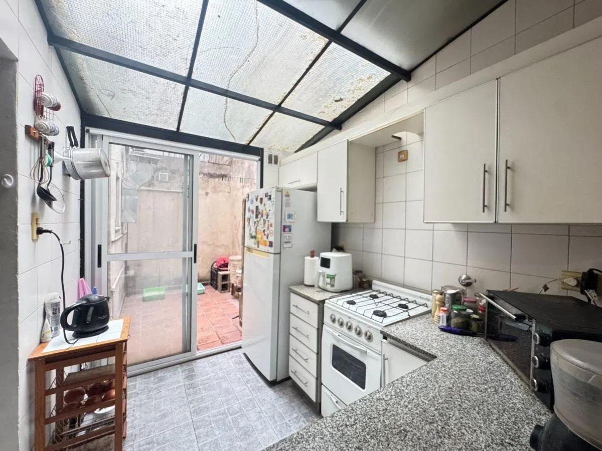 VENTA DPTO 2 AMB 74M2 TOT CON 2 PATIOS - V. CRESPO 2