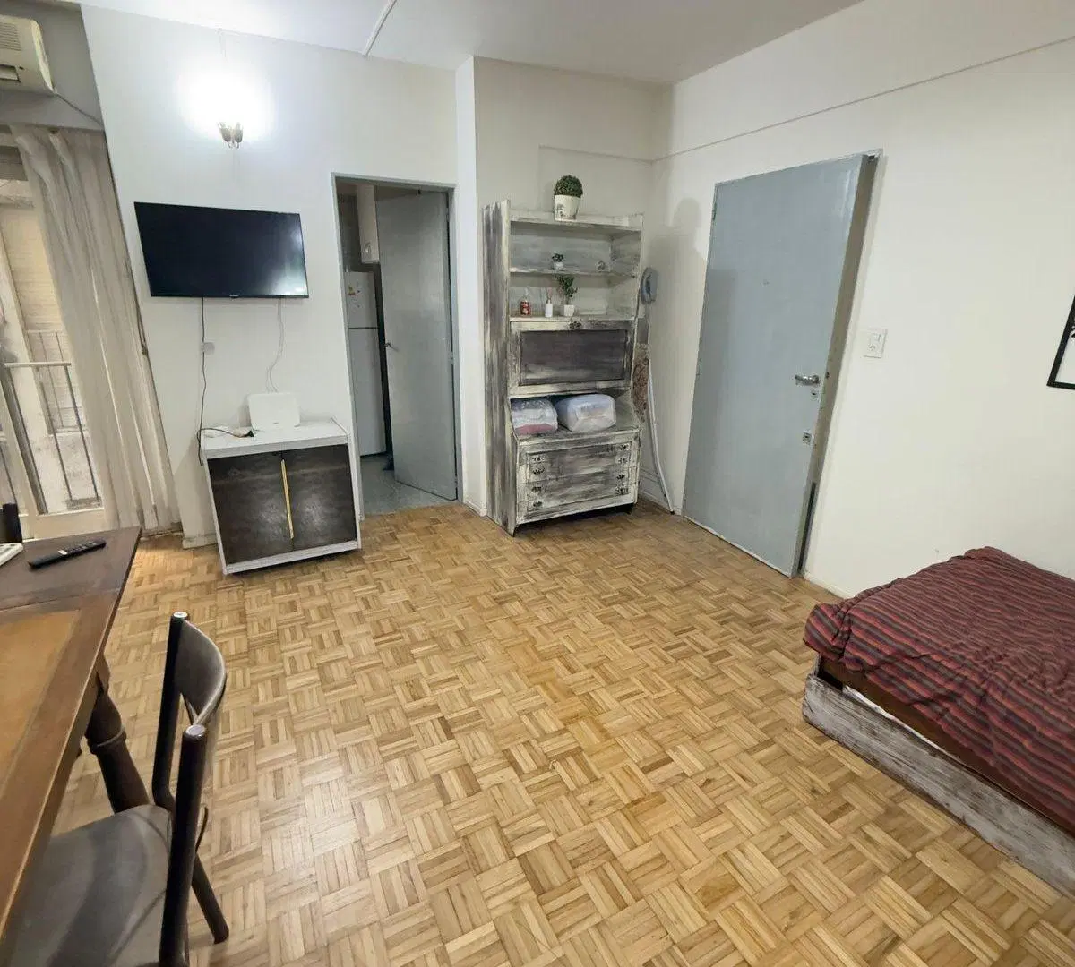 VENTA MONOAMBIENTE A MTS HOSP. CLINICAS F MEDICINA 5