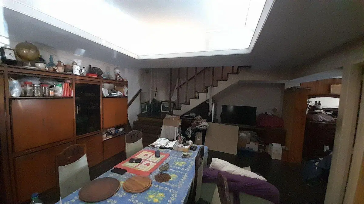 VENTA DE CASA 5 AMBIENTES LANUS CENTRO CON COCHERA 2