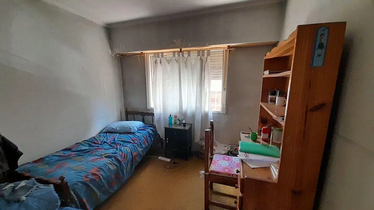 VENTA DE CASA 5 AMBIENTES LANUS CENTRO CON COCHERA 4