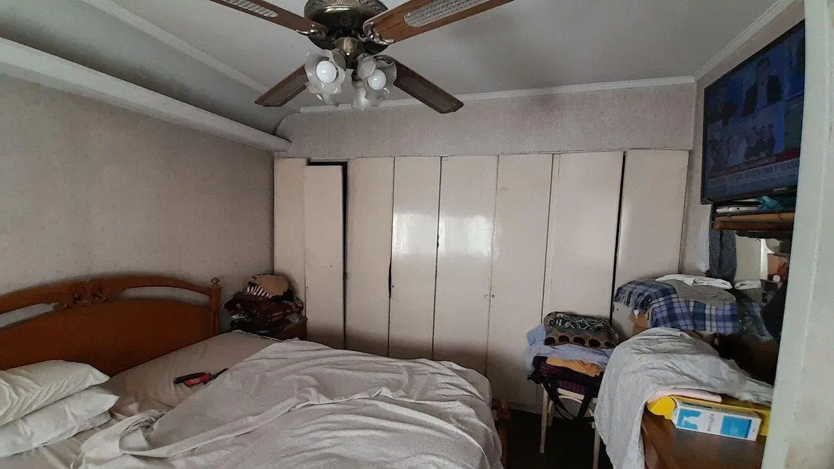 VENTA DE CASA 5 AMBIENTES LANUS CENTRO CON COCHERA 3