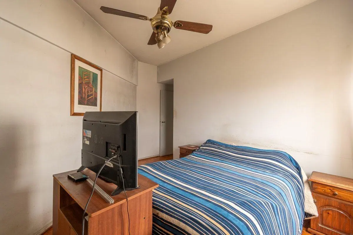 VENTA 3 AMBIENTES CON BALCON AL FRENTE VERSALLES 2
