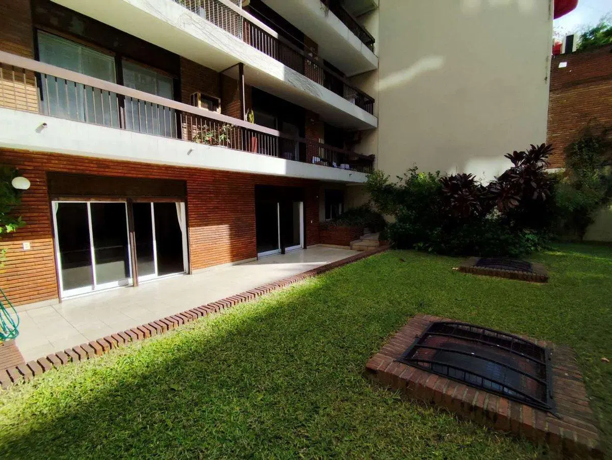 DEPARTAMENTO VENTA RECOLETA 4 AMB COCHERA BAULERA 2