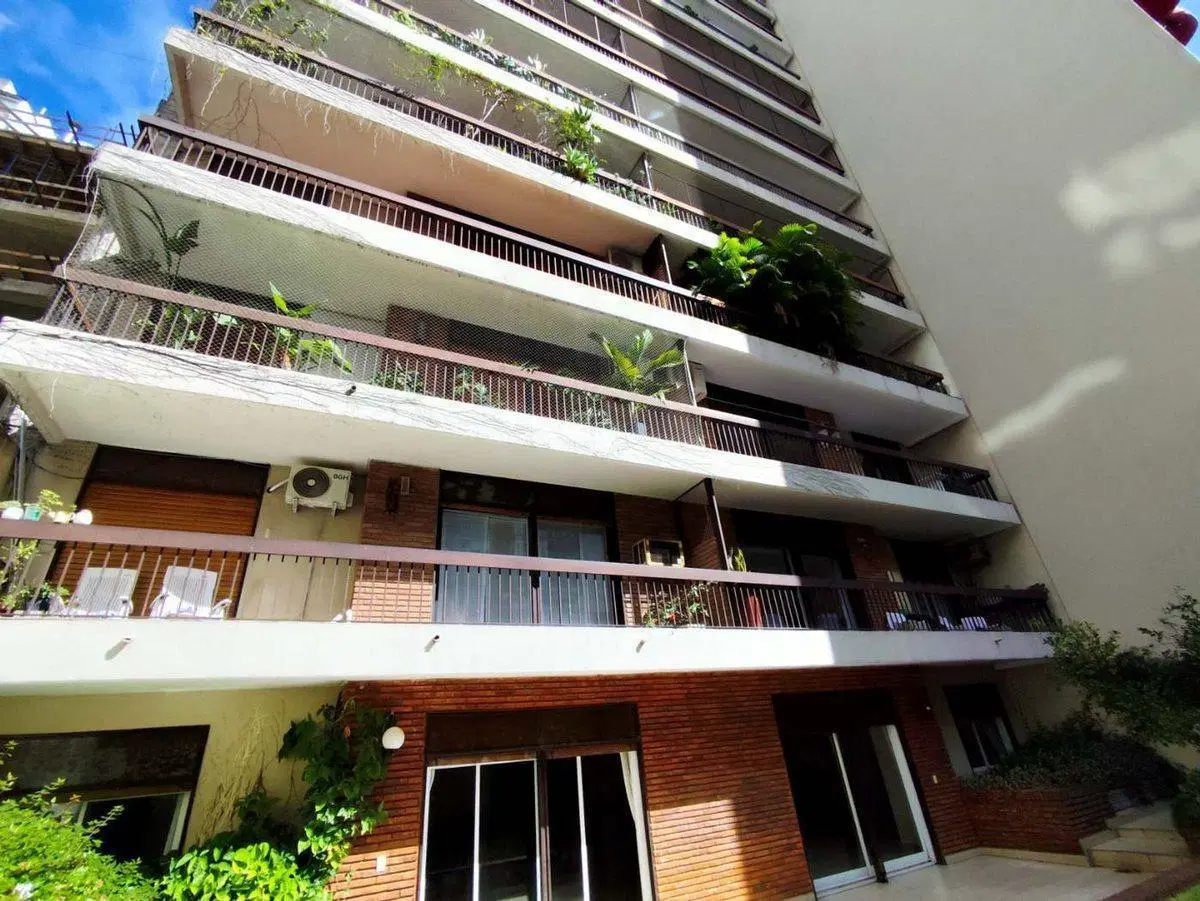 DEPARTAMENTO VENTA RECOLETA 4 AMB COCHERA BAULERA 5