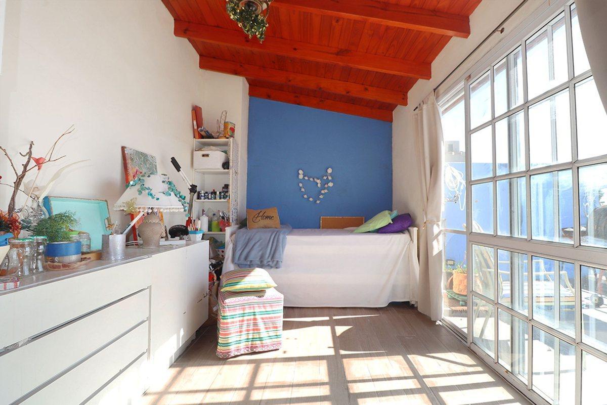 Foto de VENTA 3 AMB C/BALCÓN Y TERRAZA PROPIA V URQUIZA, imagen 3