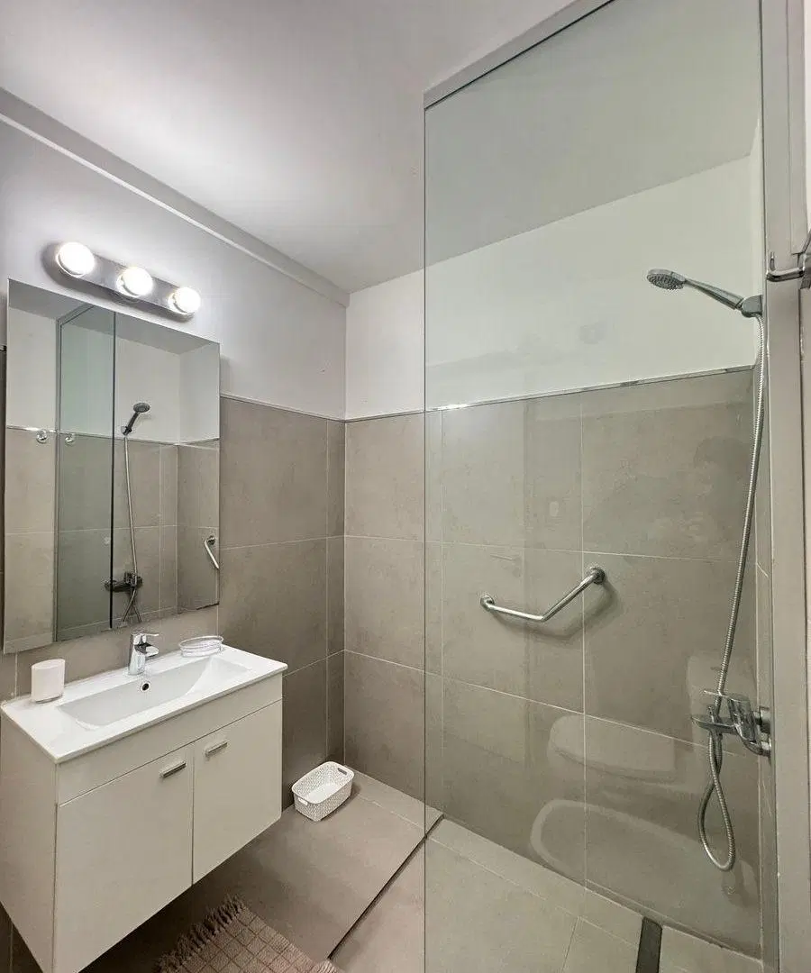 ALQUILER DPTO 2 AMB BALCON FRANCES RECOLETA 5