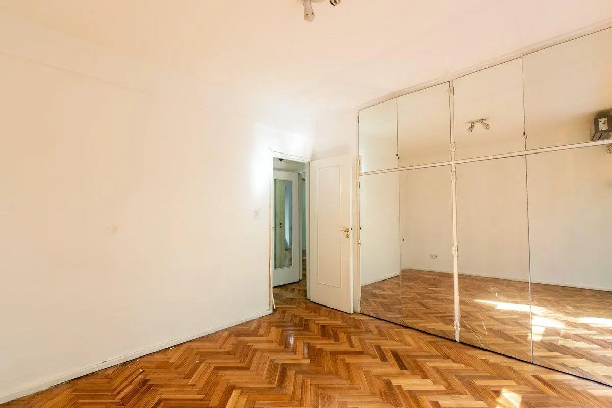 Departamento 3 ambientes + dependencia en Recoleta 5