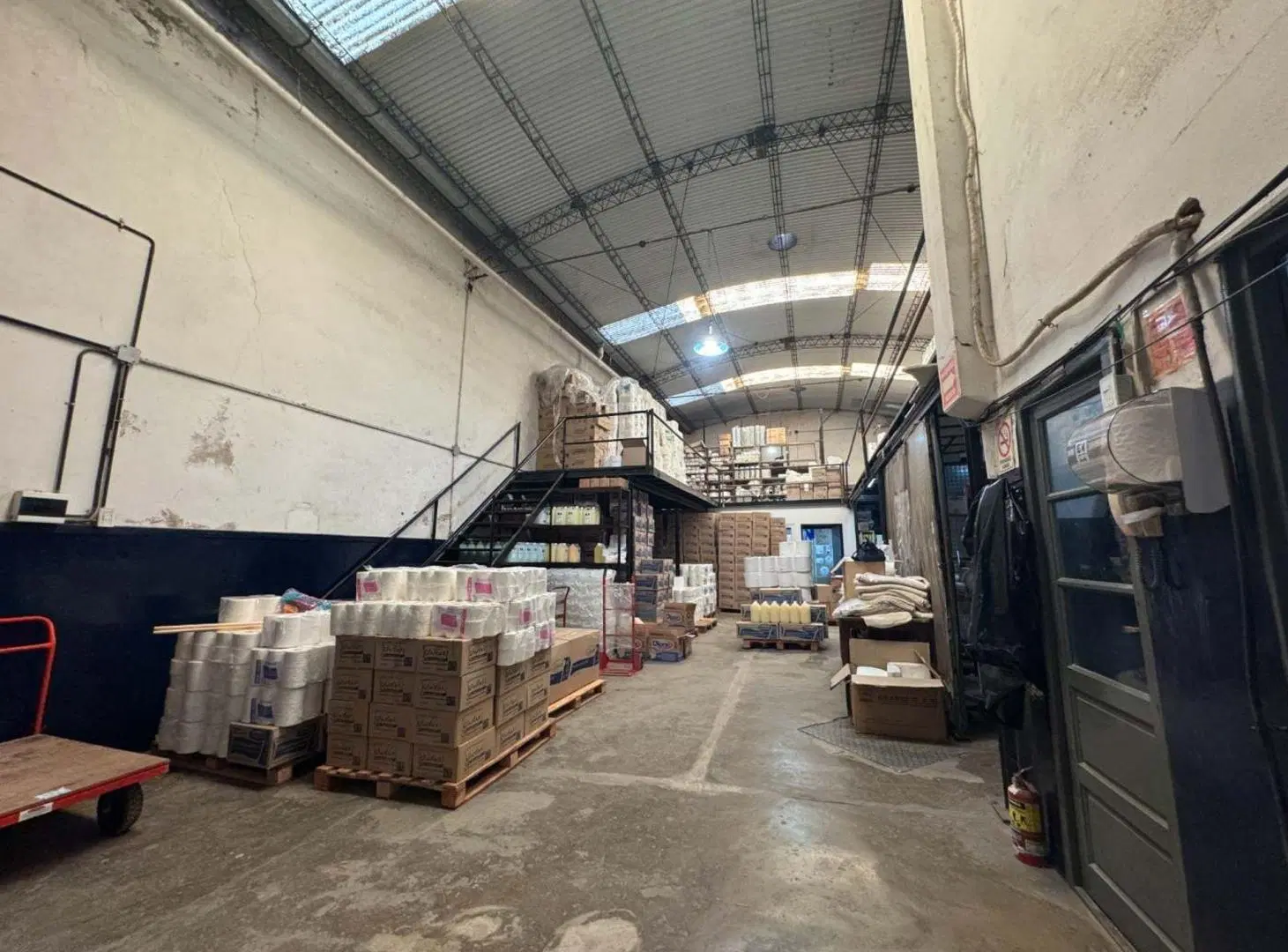 VENTA GALPON 280M2 PALERMO 2