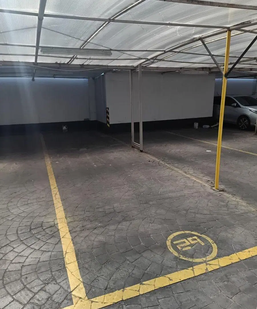 COCHERA DOBLE EN VENTA AV. AVELLANEDA 2400 4