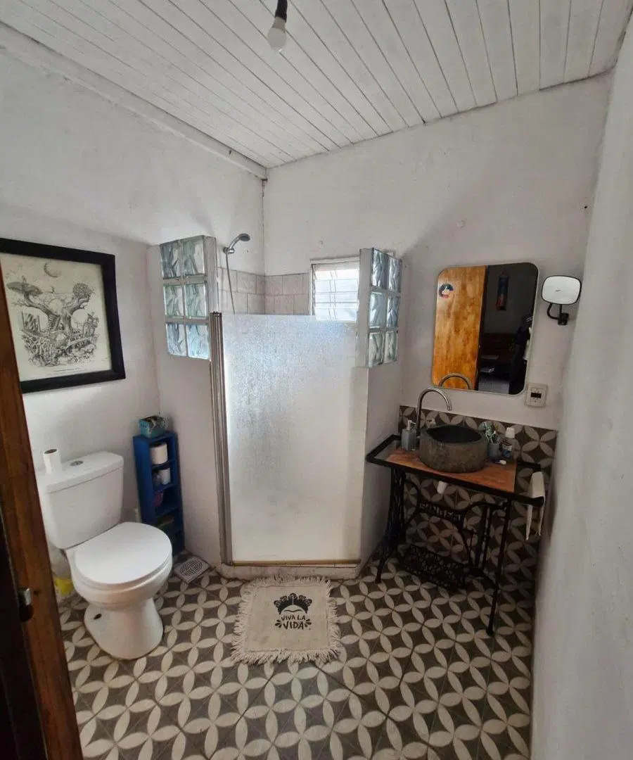 CASA QUINTA 3 AMB. EN LOBOS C/PILETA Y QUINCHO 2