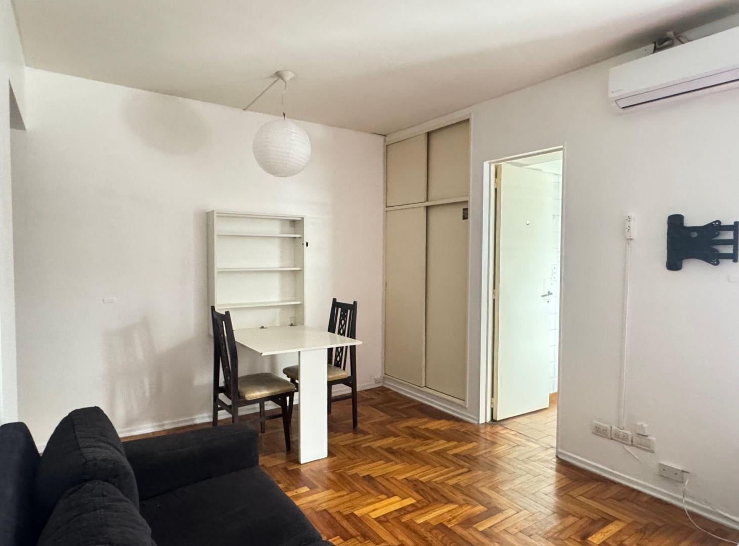 VENTA MONOAMBIENTE COCINA INDEPENDIENTE ALMAGRO