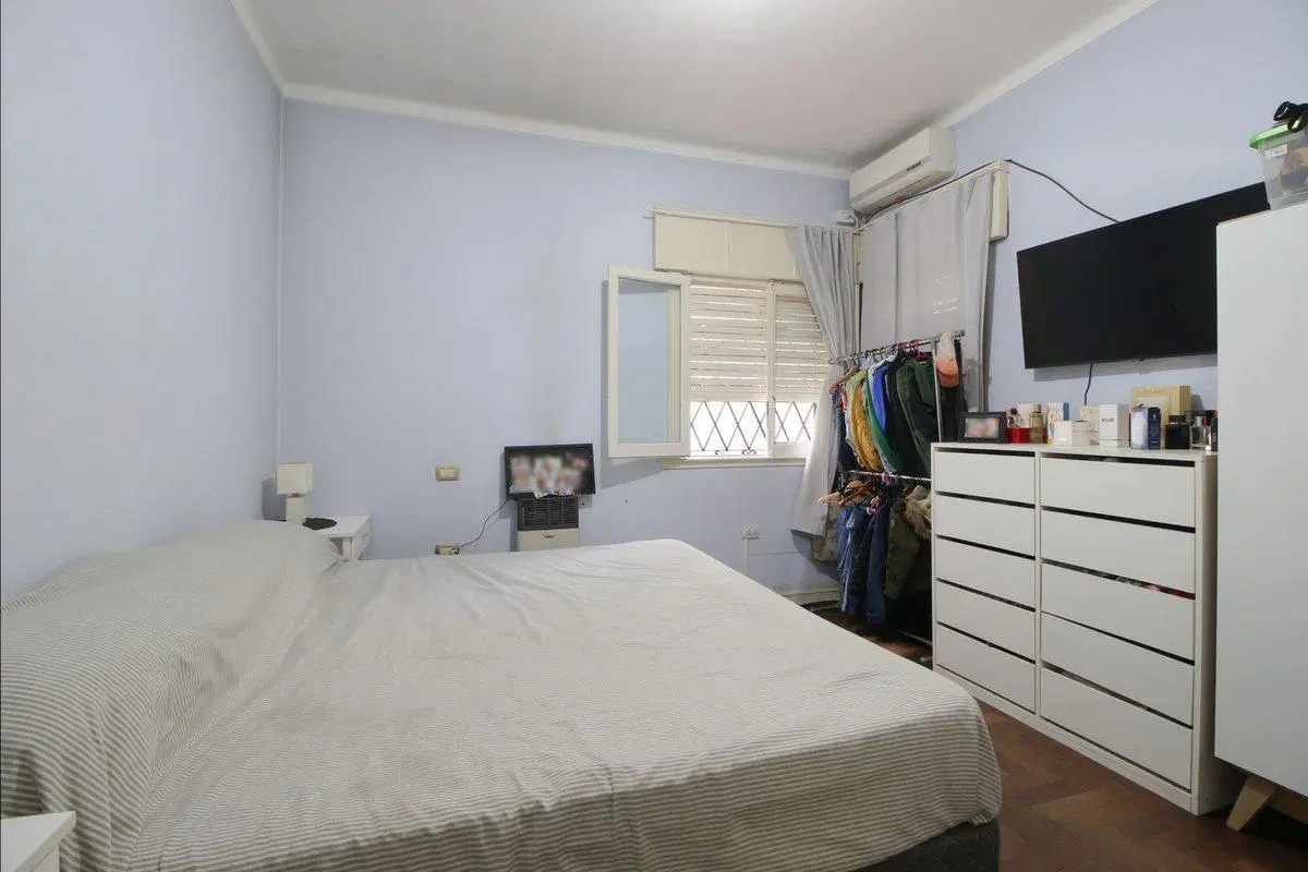 CASA EN VENTA 4 AMBIENTES LOMAS DE ZAMORA  CREDITO 5