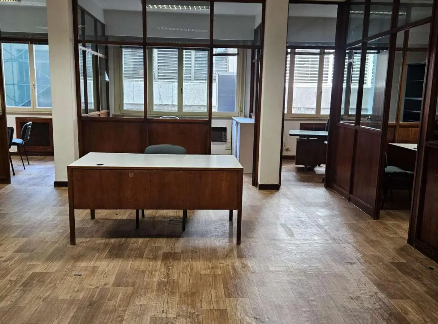 ALQUILER OFICINA 5 DESPACHOS EN MICROCENTRO 3