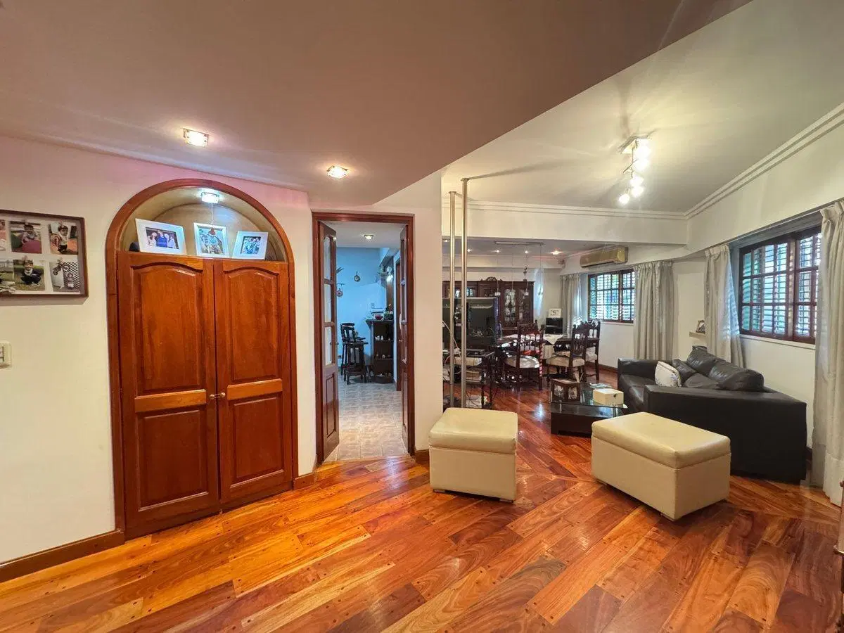 VENTA CASA 4 AMB DUPLEX PATIO PARRILLA FLORESTA 5