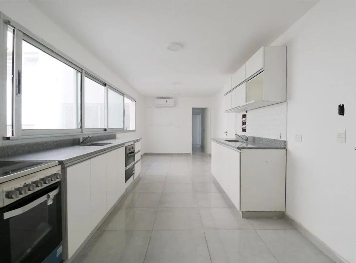 5 AMBIENTES CON DEPENDENCIA A ESTRENAR FLORES 5