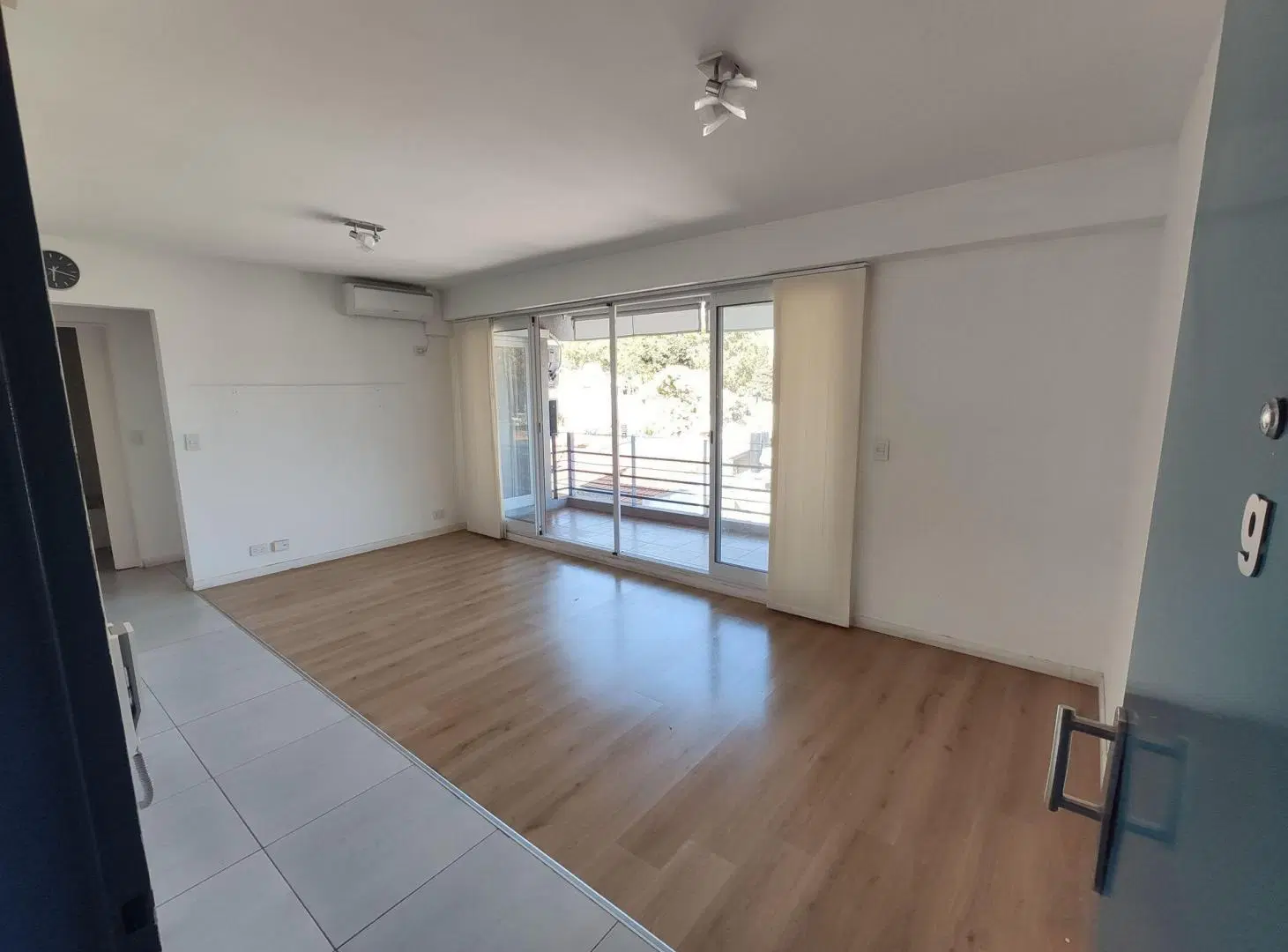 VENTA 2 AMBIENTES BALCON COCHERA Y PILETA 2