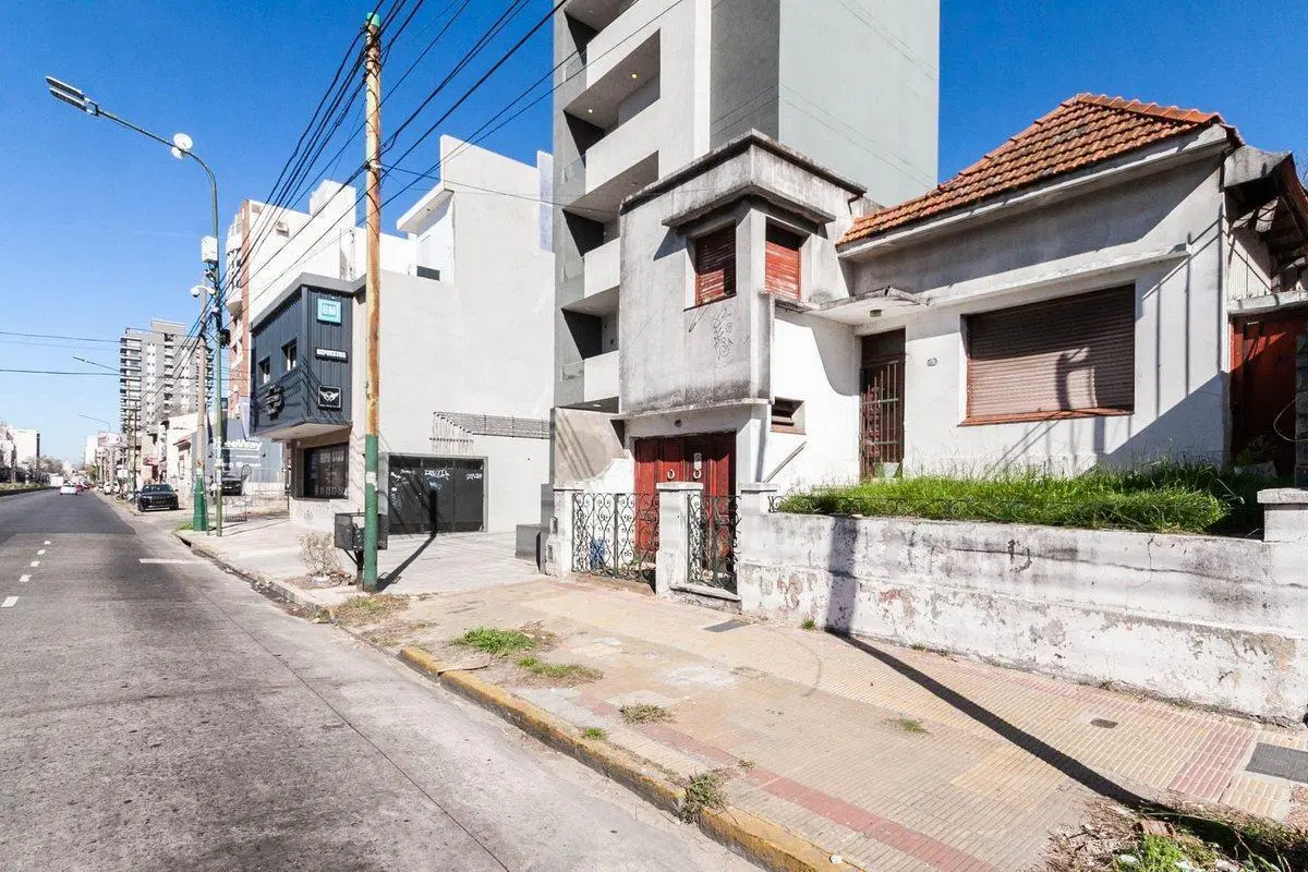 CASA EN VENTA EN BANFIELD IDEAL INVERSOR 3