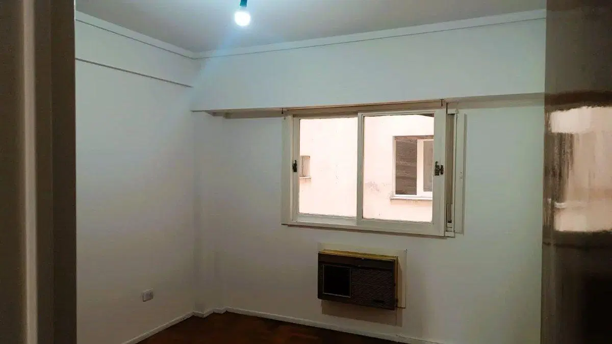 VENTA Departamento de 4 ambientes en Flores 2