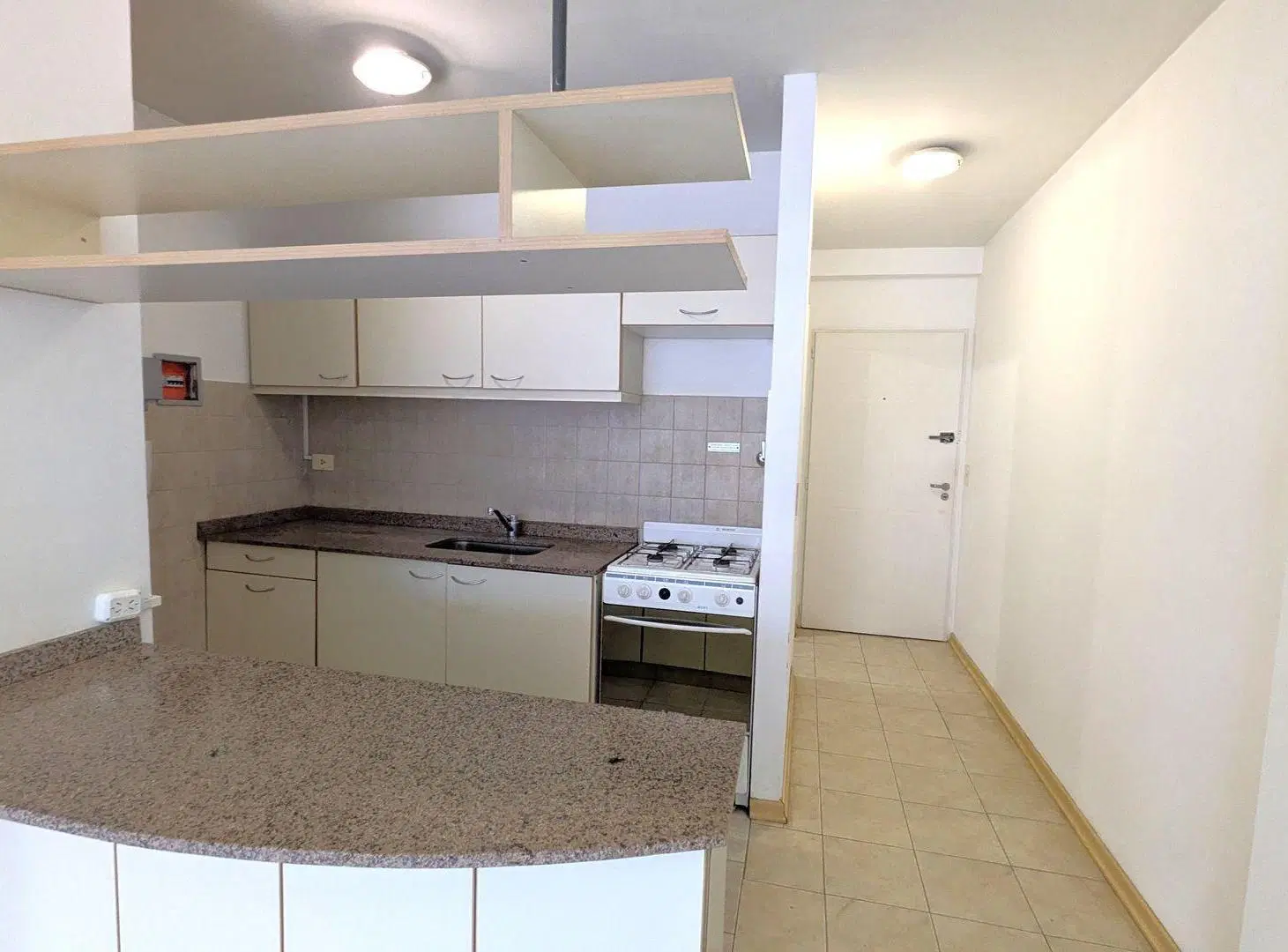 ALQUILER MONOAMBIENTE BALCON RECOLETA SUBTE H Y D 5
