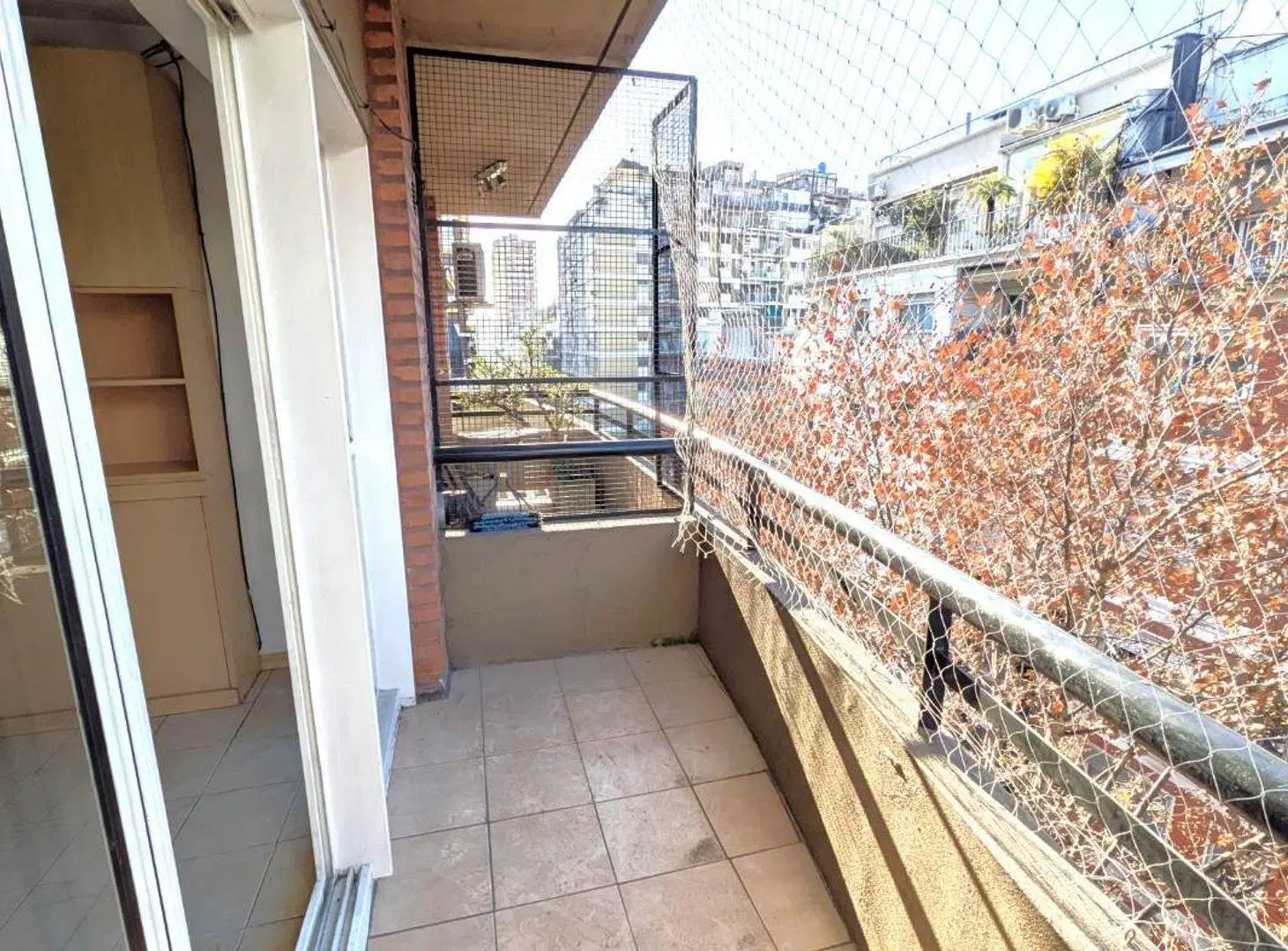 ALQUILER MONOAMBIENTE BALCON RECOLETA SUBTE H Y D 2