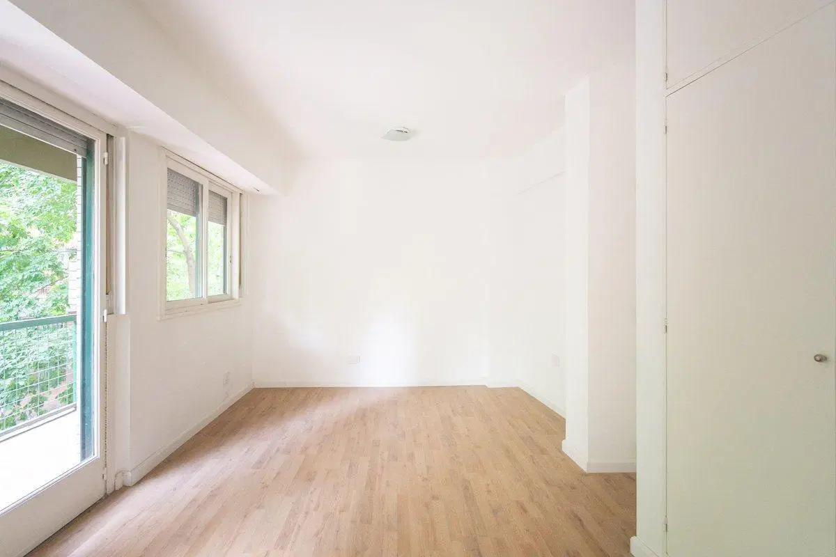 VENTA DEPTO 3 AMB. CON BALCON AL FRENTE RECOLETA 2