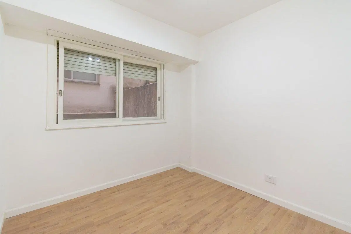 VENTA DEPTO 3 AMB. CON BALCON AL FRENTE RECOLETA 4