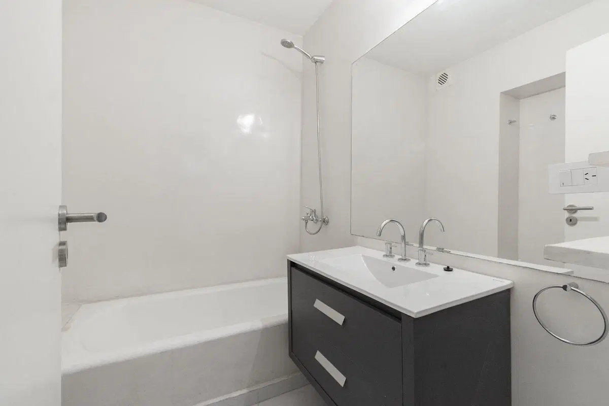 VENTA DEPTO 3 AMB. CON BALCON AL FRENTE RECOLETA 5