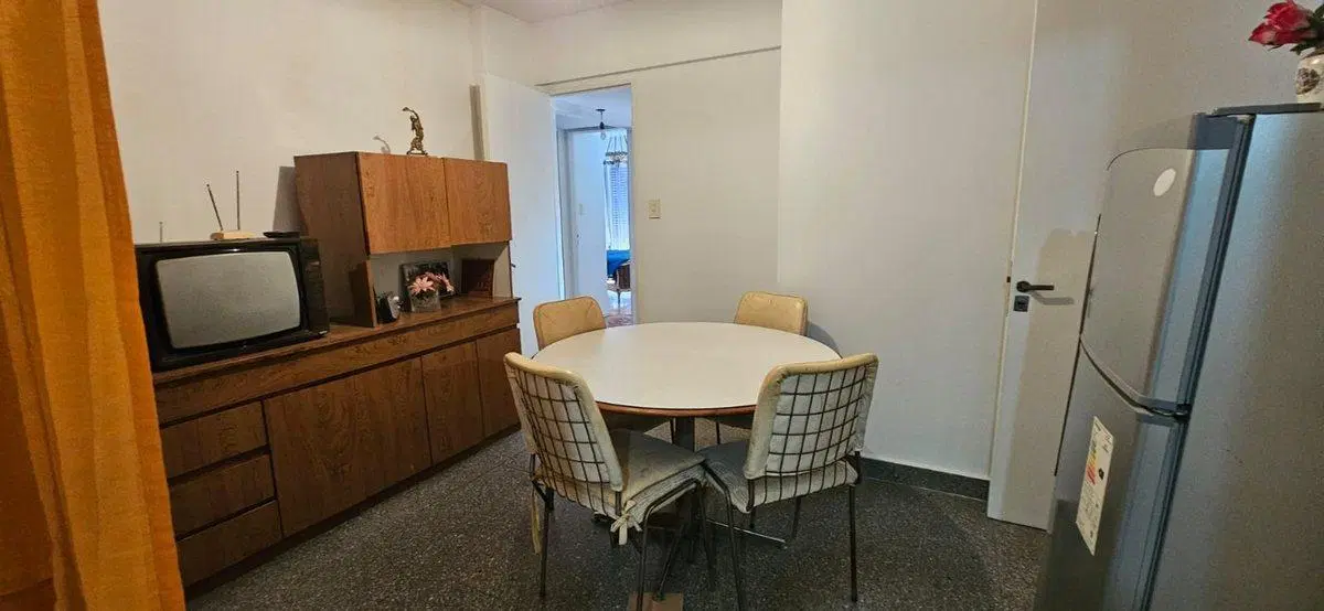 DEPARTAMENTO EN VENTA 4 AMBIENTES C BALCON LUMINOS 4