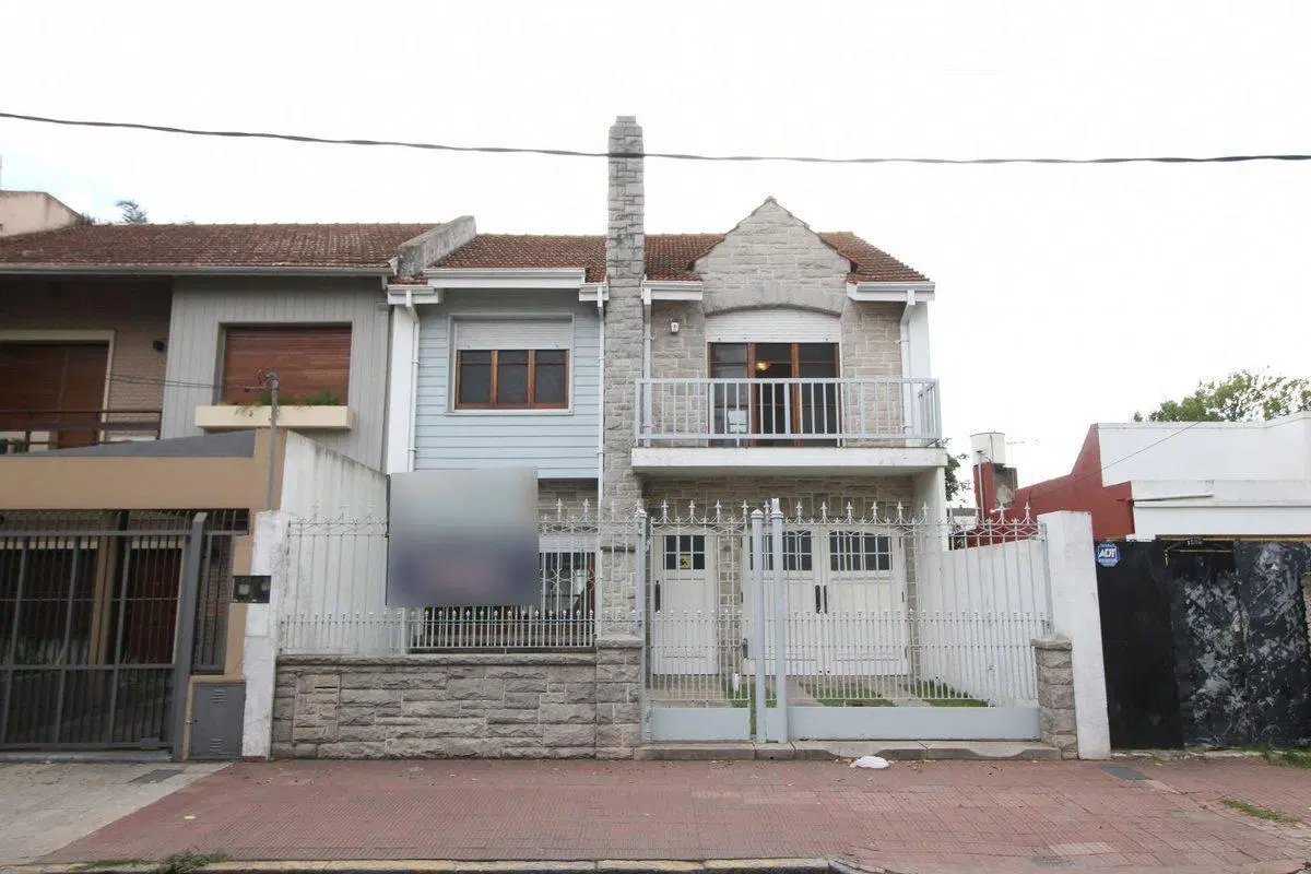 VENTA Chalet en dos plantas BARRIO INGLES 5