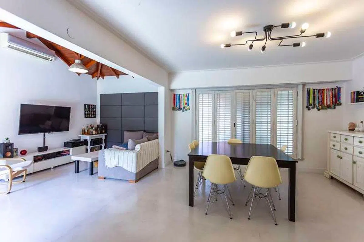 CASA 5 AMBIENTES JARDIN LOMAS DE ZAMORA 3