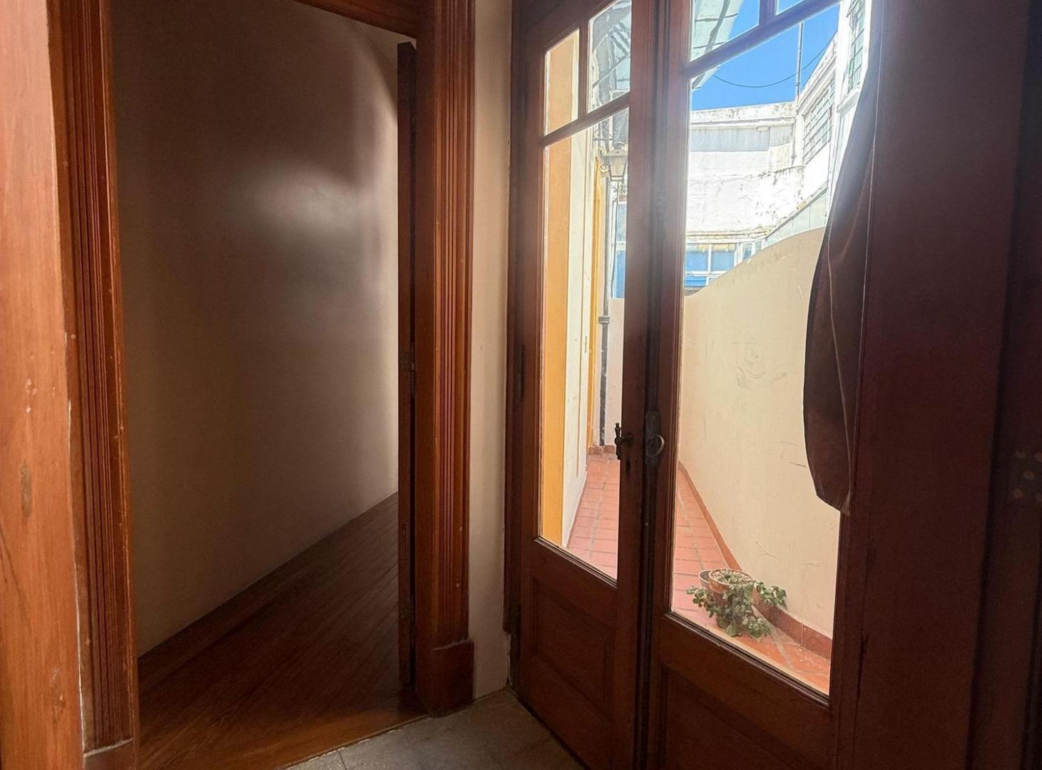 Foto de DEPARTAMENTO 5 AMBIENTES BALVANERA, imagen 5