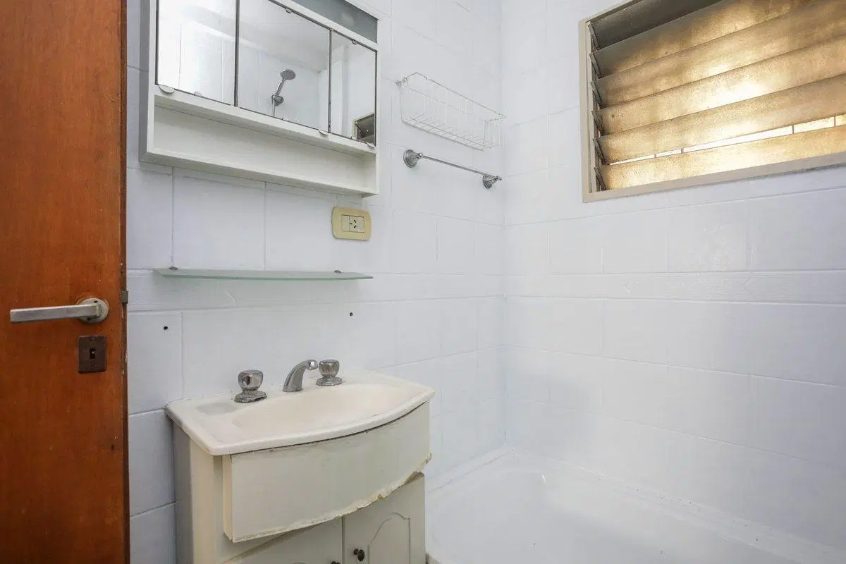 VENTA DEPARTAMENTO 3 amb al frente en 3 de febrero 4
