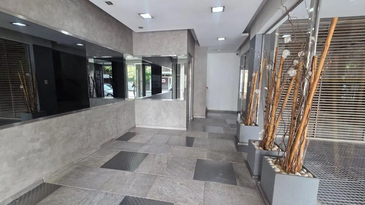 VENTA MONOAMBIENTE BALCON CONTRAFRENTE  FLORESTA 2