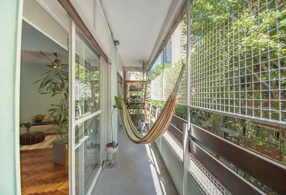 VENTA DEPTO 4 AMB 2 BAÑOS BALCÓN AL FRENTE COCHERA 8