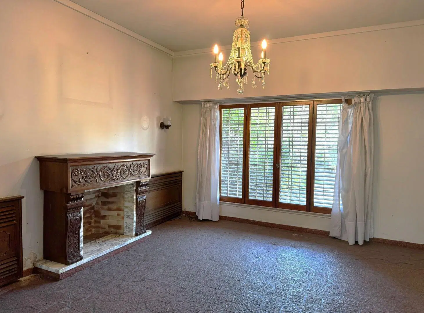 CASA 7 AMBIENTES VENTA ADROGUE JARDIN Y PILETA 5