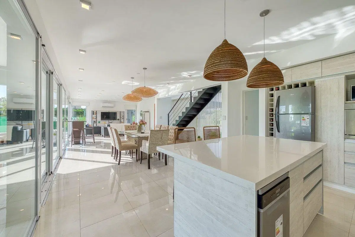 EXCELENTE  CASA  EN HARAS DEL SOL PILAR 8