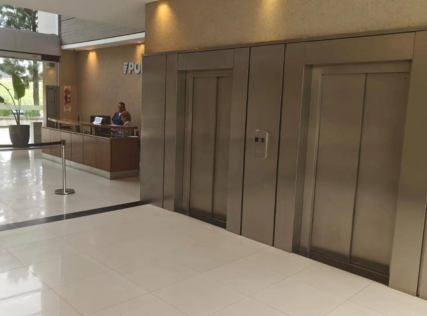 VENTA Oficina en Polo 1, 61 mts. km 53 4