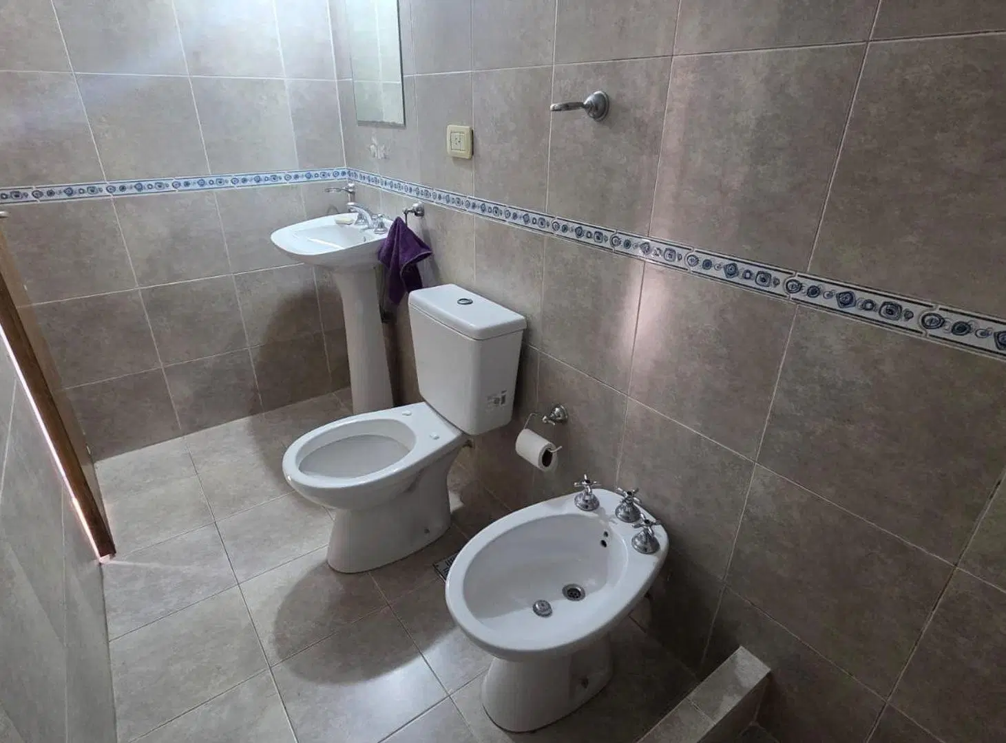ALQUILER DEPARTAMENTO 2 AMBIENTES CON BALCON MORON 4