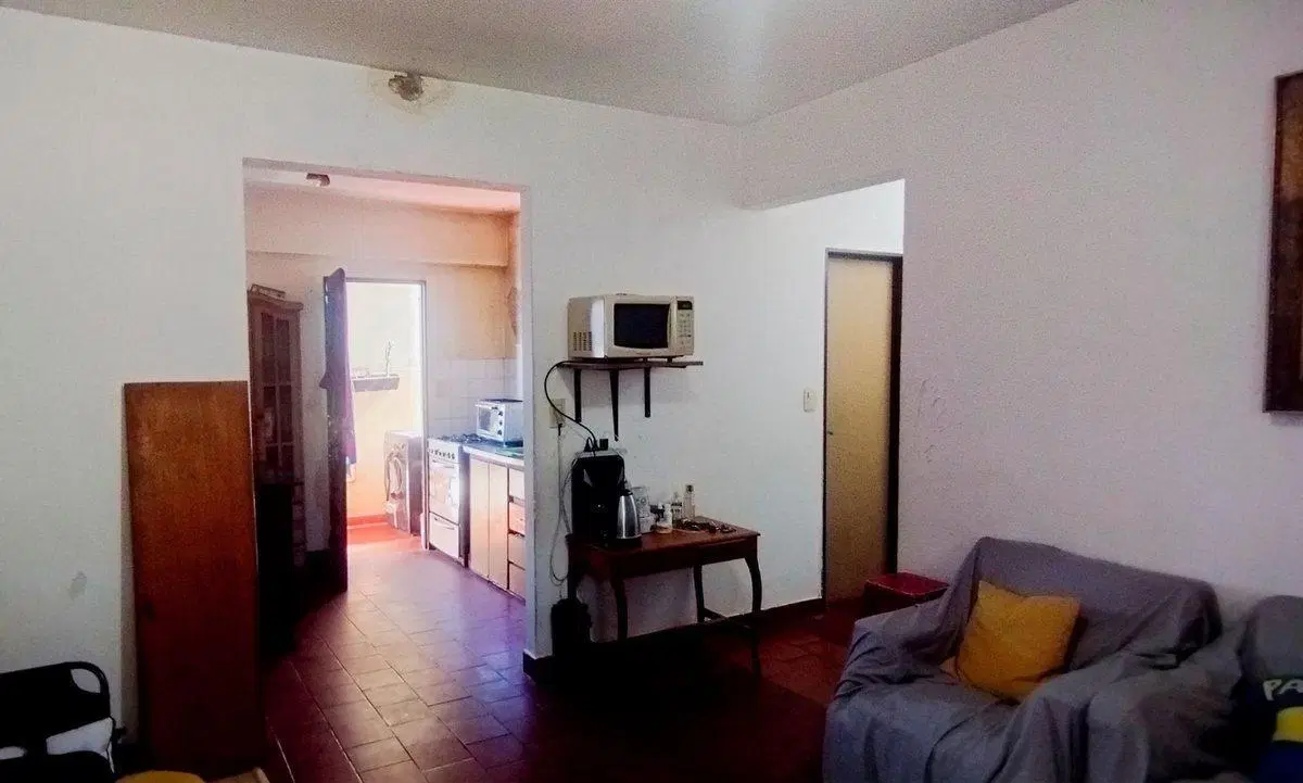 VENTA DEPARTAMENTO 4 AMBIENTES 21&136 BERAZATEGUI 2