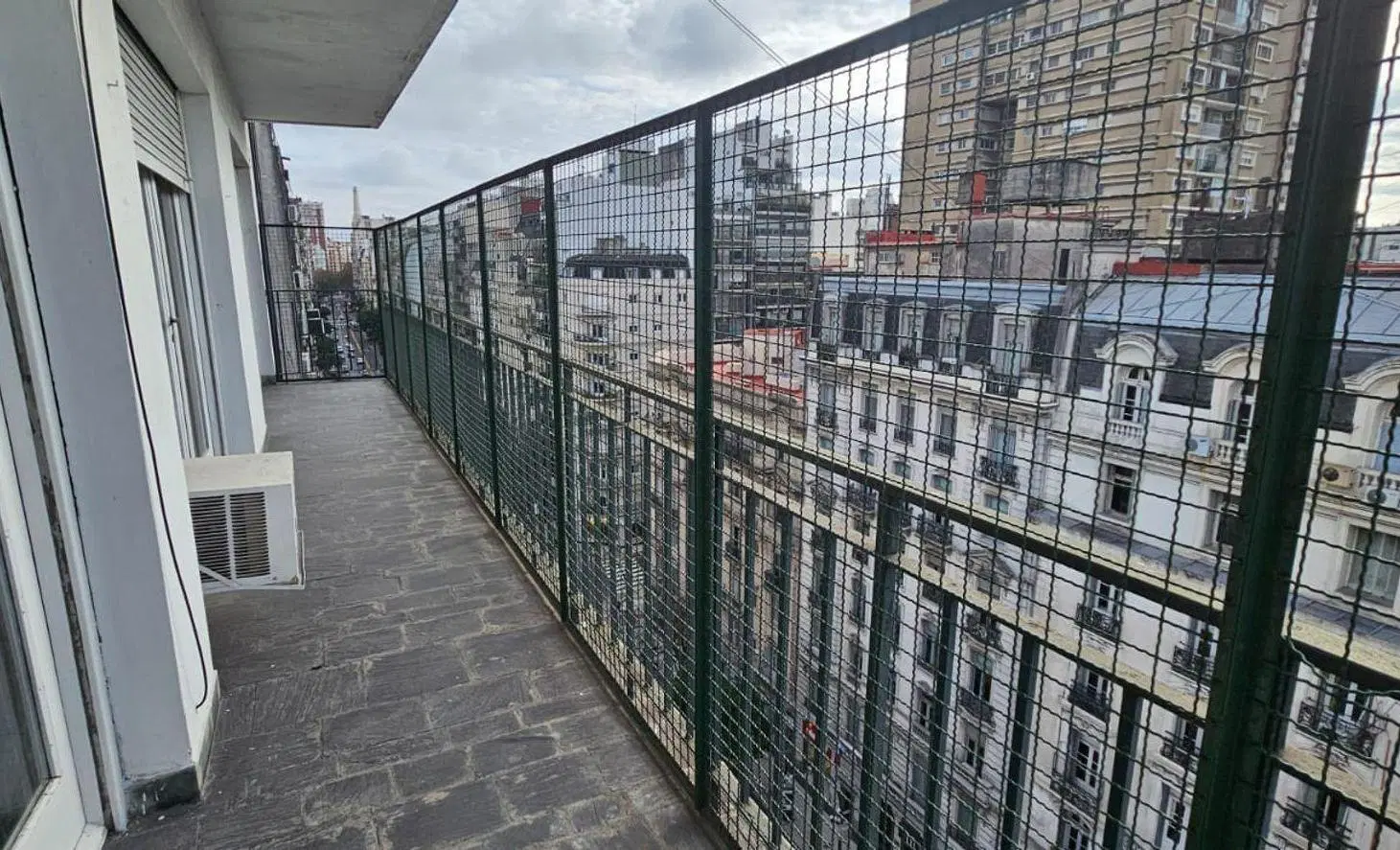 VENTA DEPARTAMENTO 3 AMBIENTES C/ DEPEN. RECOLETA 5