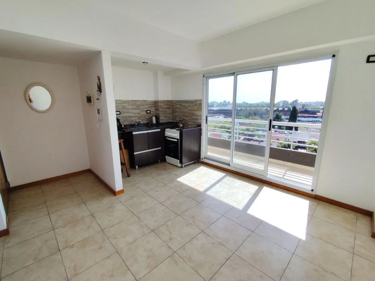 ALQUILER 2 AMB BALCON VIVIENDA y APTO PROFESIONAL 5