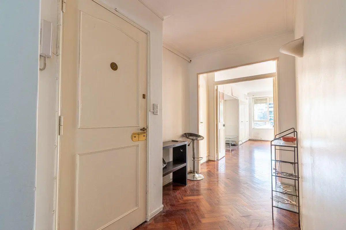 Venta Monoambiente Amplio 46 m² Apto Crédito 5