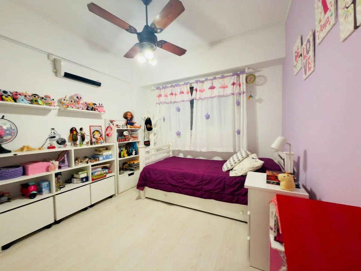 VENTA DEPTO 3 AMBIENTES Y MEDIO/BALCON V.CRESPO 8