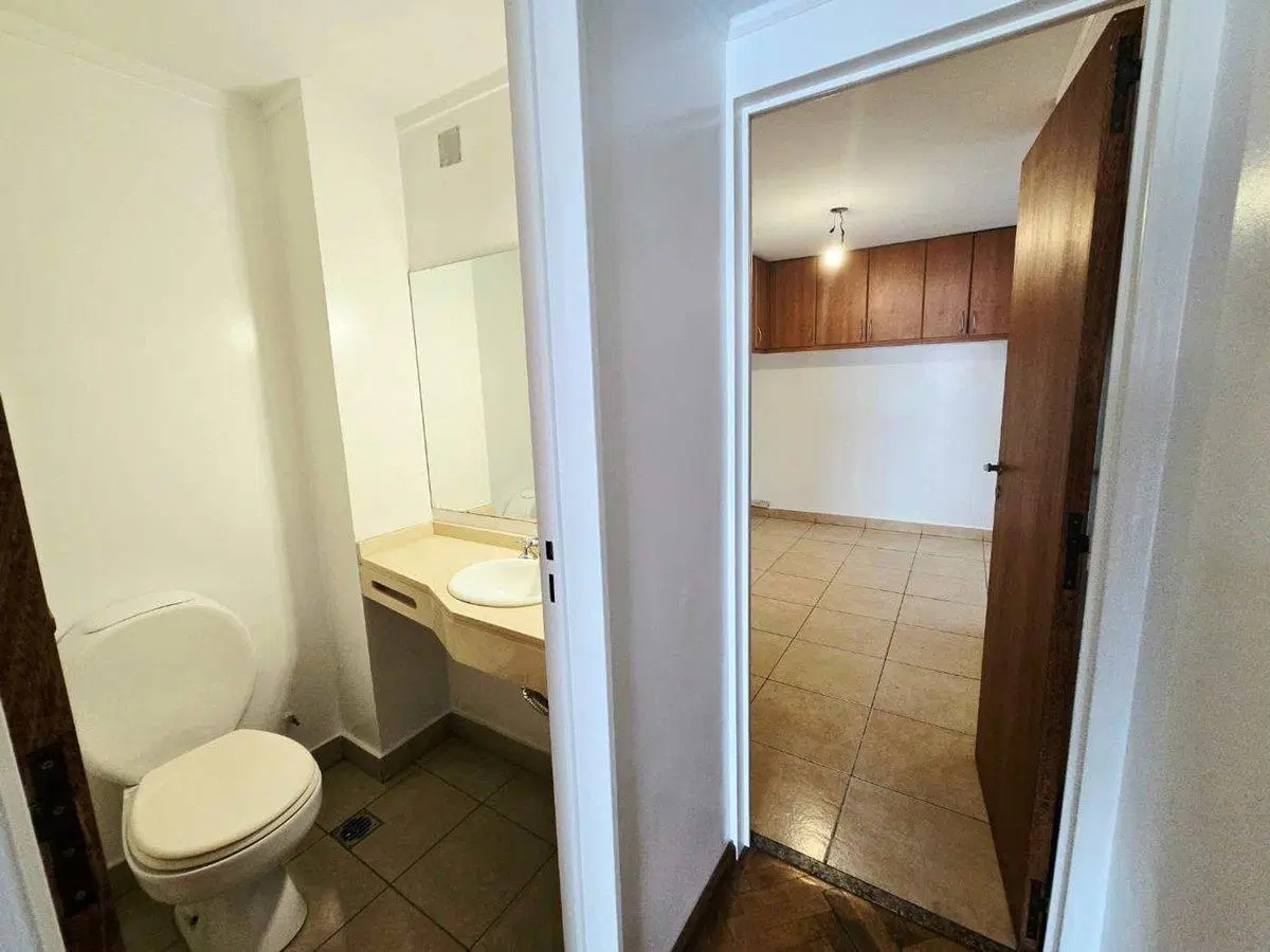 VENTA DPTO 4 AMB DEPENDENCIA COCHERA RECOLETA 4